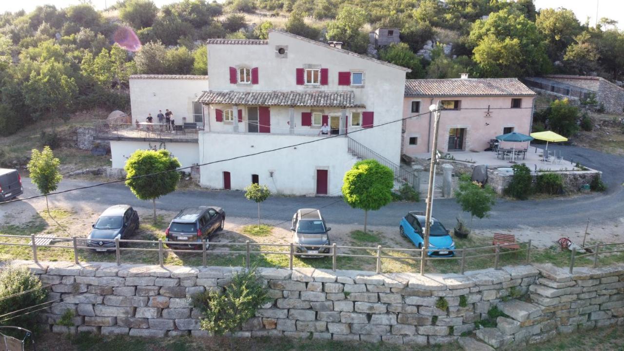 Gite De Gazelle Chambres D'Hote La Vacquerie-et-Saint-Martin-de-Castries Exterior foto