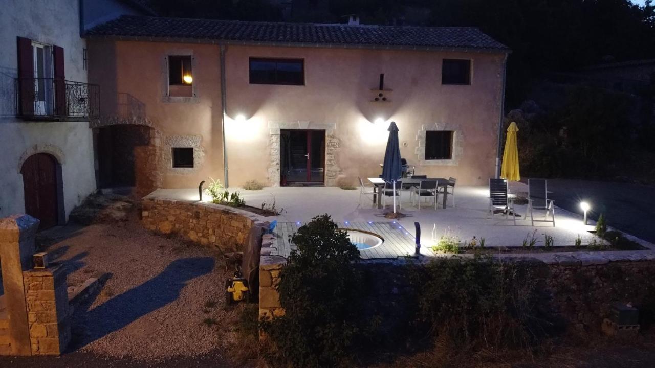 Gite De Gazelle Chambres D'Hote La Vacquerie-et-Saint-Martin-de-Castries Exterior foto