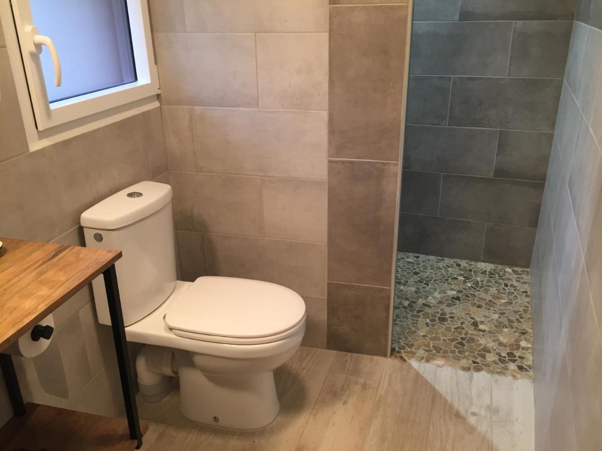 Gite De Gazelle Chambres D'Hote La Vacquerie-et-Saint-Martin-de-Castries Exterior foto